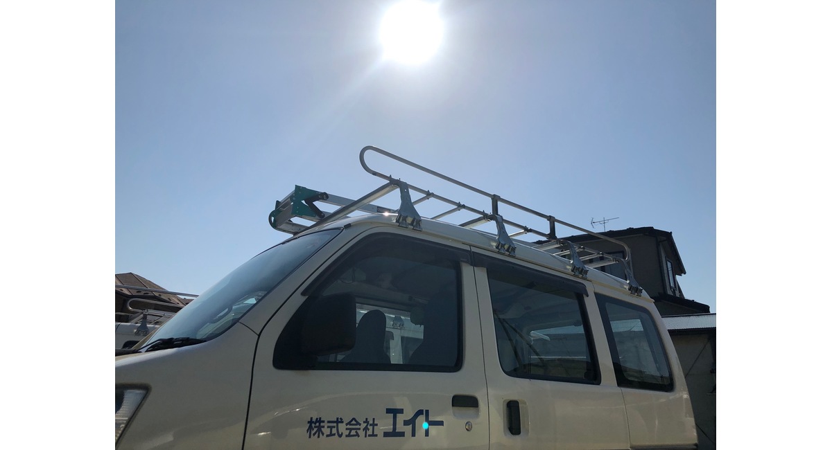 エイト営業車と太陽